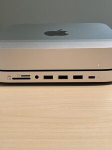 Mac mini 正面