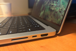 MacBook Proをネットカフェで使う